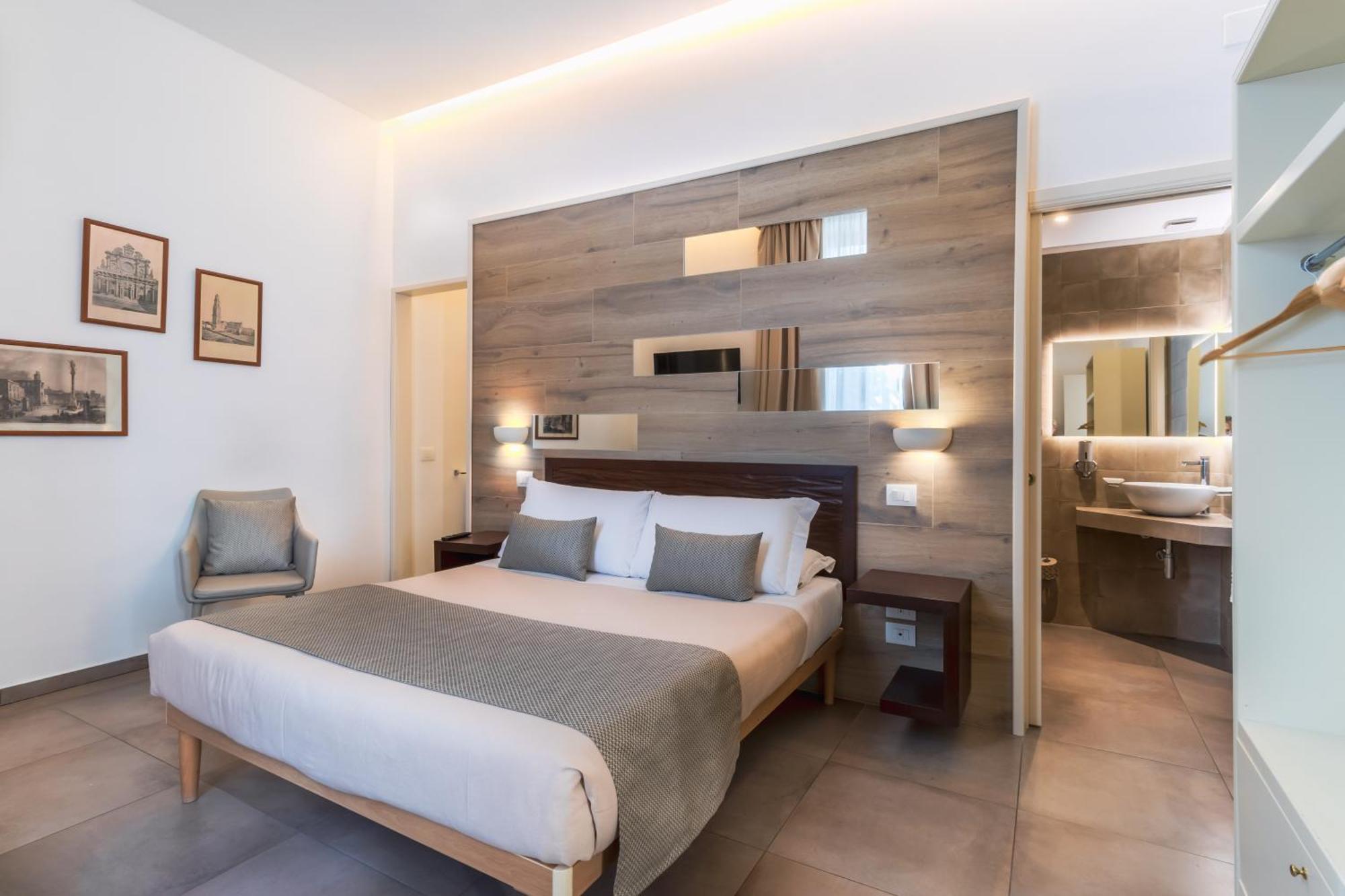 Palazzo San Lazzaro - Lecce Selection Jacuzzi Rooms & Suites Buitenkant foto