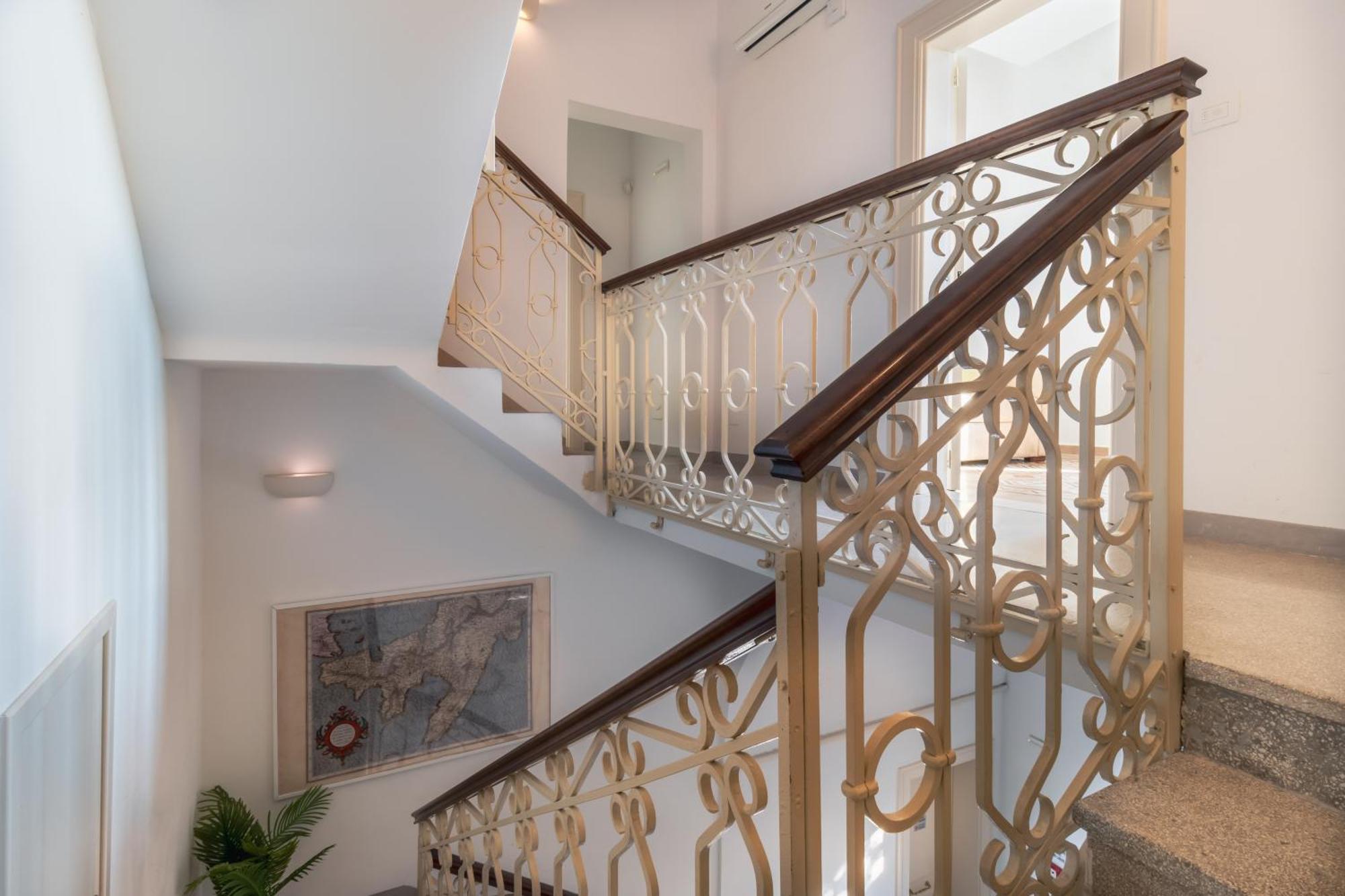 Palazzo San Lazzaro - Lecce Selection Jacuzzi Rooms & Suites Buitenkant foto