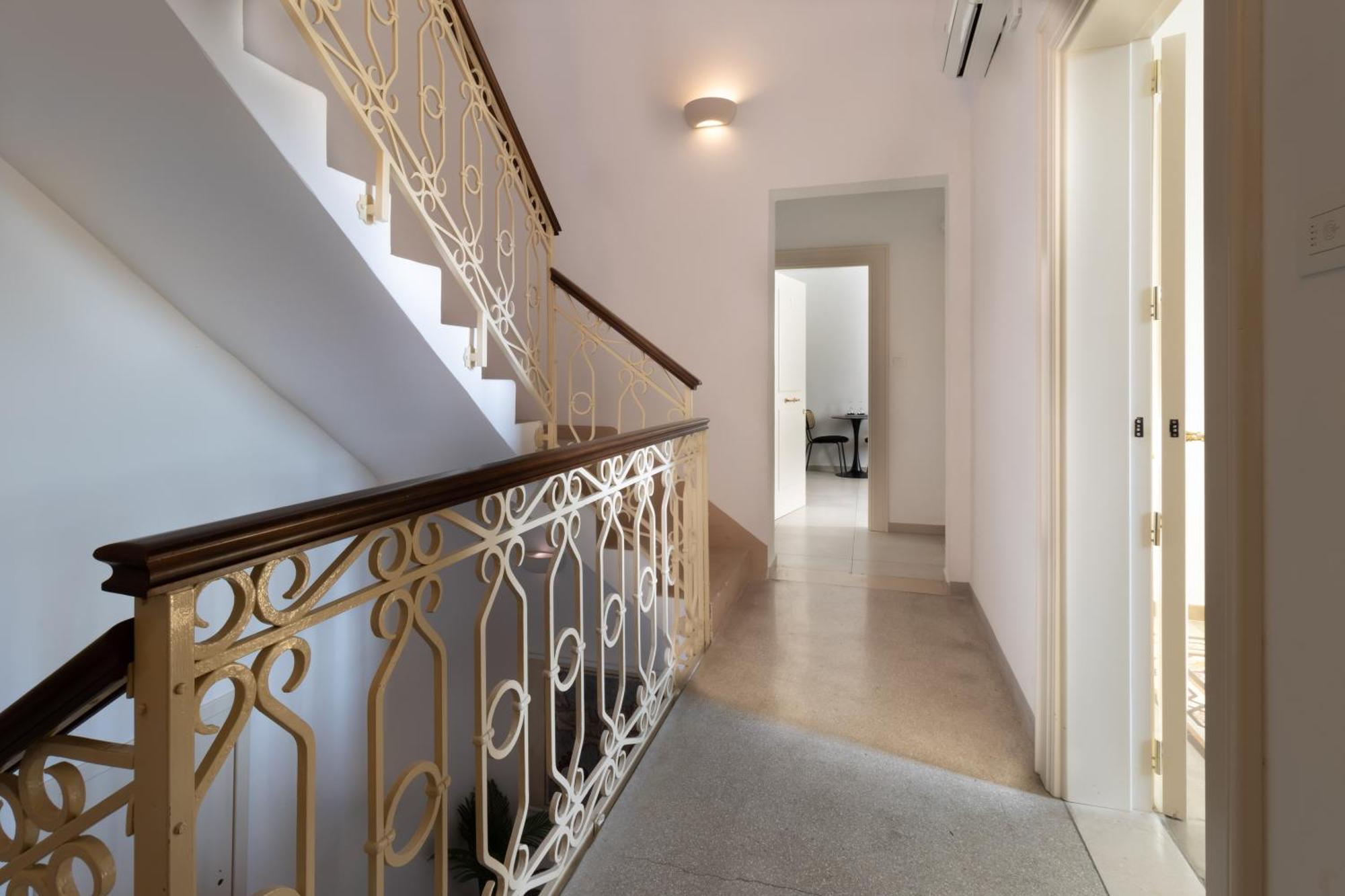 Palazzo San Lazzaro - Lecce Selection Jacuzzi Rooms & Suites Buitenkant foto