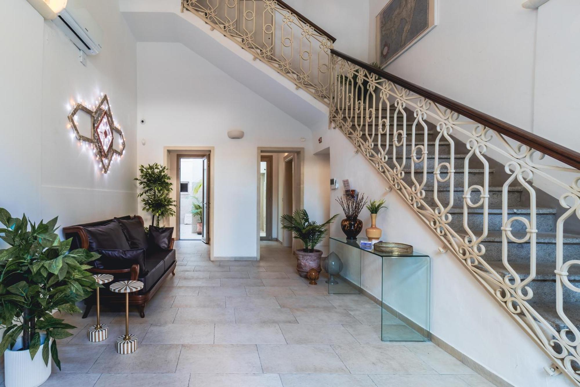 Palazzo San Lazzaro - Lecce Selection Jacuzzi Rooms & Suites Buitenkant foto