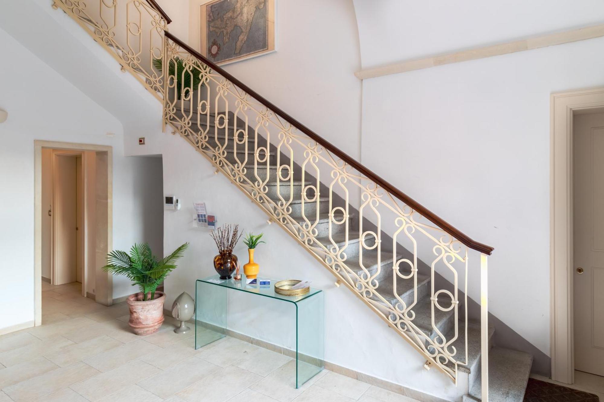 Palazzo San Lazzaro - Lecce Selection Jacuzzi Rooms & Suites Buitenkant foto